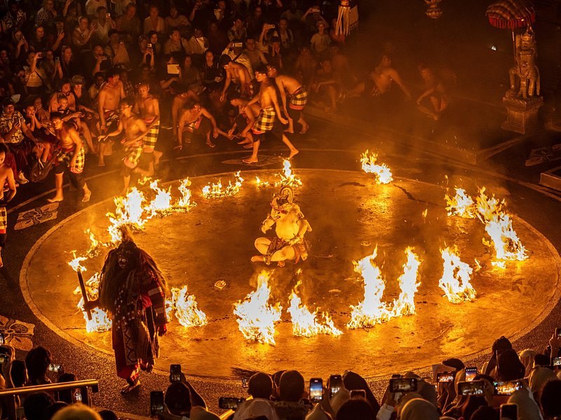 Uluwatu Temple Entry and Kecak Fire Dance Ticket